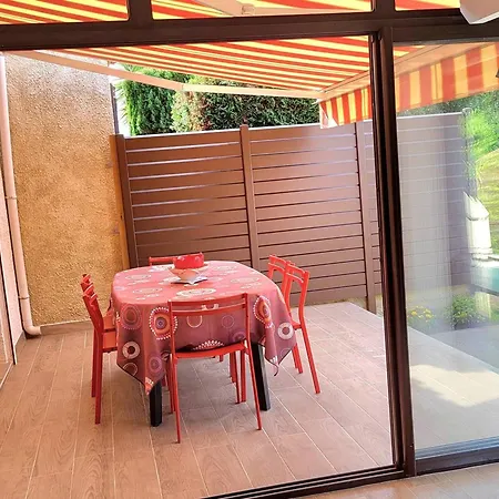 Plain-pied 3 Chambres, Terrasses A - Fr-1-696-80 别墅